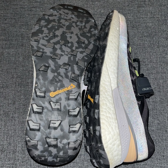 ADIDAS BY STELLA MCCARTNEY OUTDOOR BOOST SHOES - Picture 5 of 8